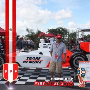 Meet your Posher, Eduardo